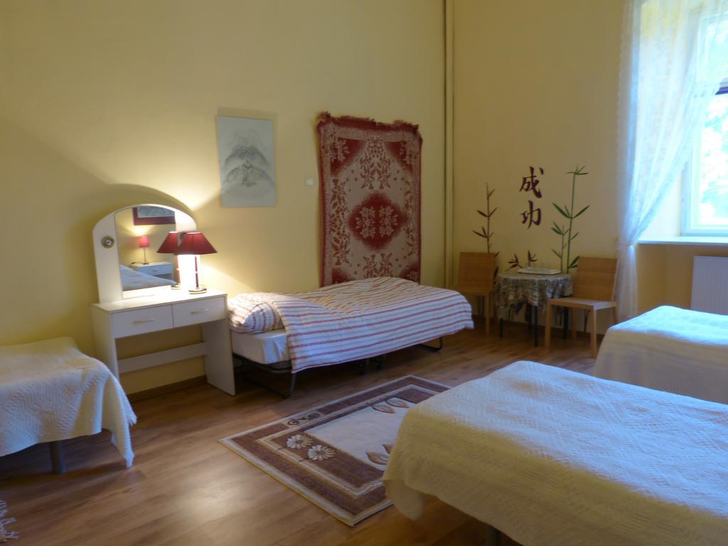 Palac Jastrowiec Εξωτερικό φωτογραφία